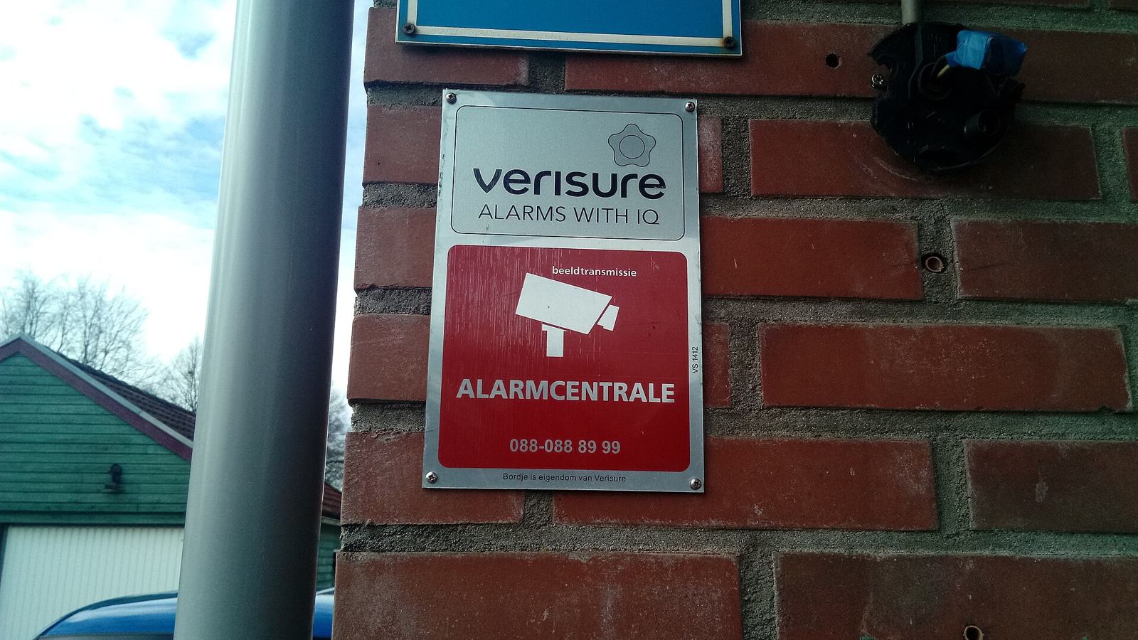 Panneau « site sous vidéosurveillance » : les mentions obligatoires